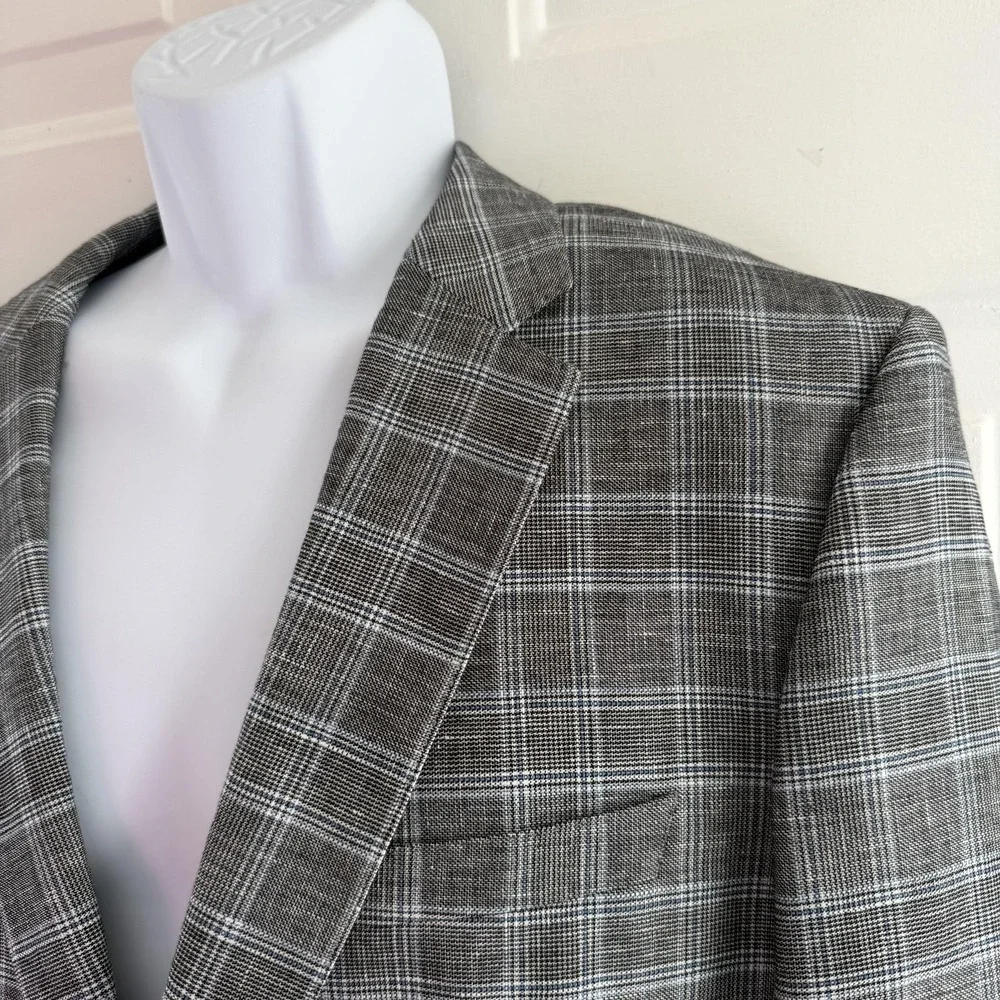 Hugo Boss Sport Coat Mens 44R Gray Plaid Cotton Linen James 4 Blazer 2 Button